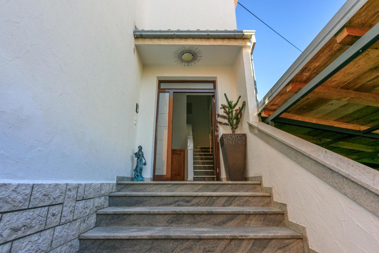Apartment Eni סלצה מראה חיצוני תמונה